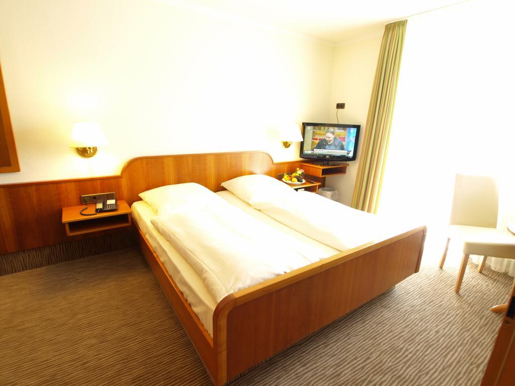 Hotel Landhaus Silbertanne Rotenburg an der Fulda Zewnętrze zdjęcie